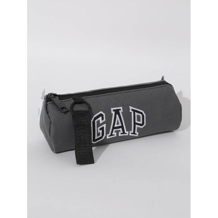 Треугольный пенал с логотипом Gap