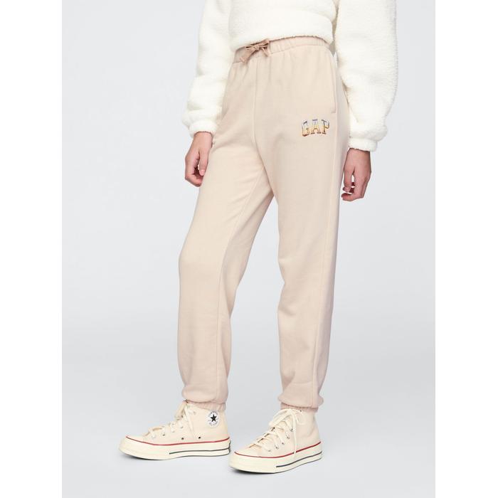 Gap Logo Relaxed Fleece Jogger Eşofman Altı цвет: Бежевый