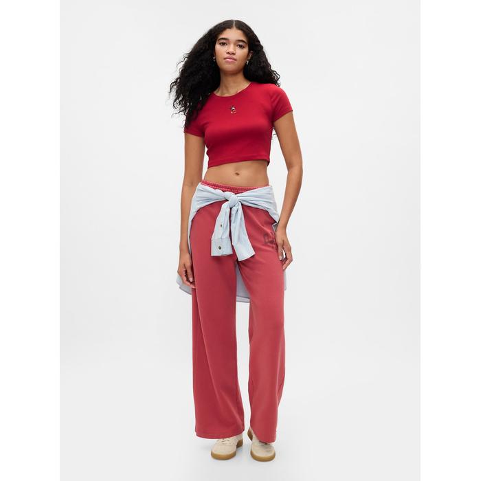 Gap × Disney Bisiklet Yaka Crop T-Shirt цвет: Красный