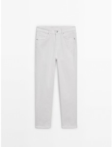 Зауженные укороченные джинсы со средней посадкой цвет: Натуральный, кремовый