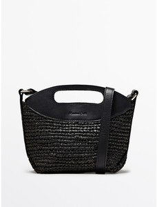 Небольшая сумка из рафии с кожаным ремешком цвет: Черный
