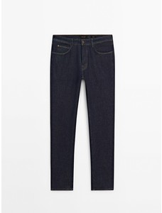 Зауженные джинсы из расшлихтованной ткани цвет: Индиго