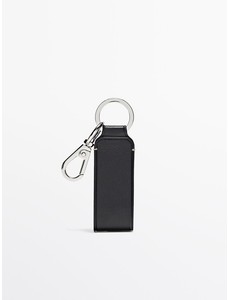 Кожаный брелок для ключей с застежкой-карабином цвет: Черный