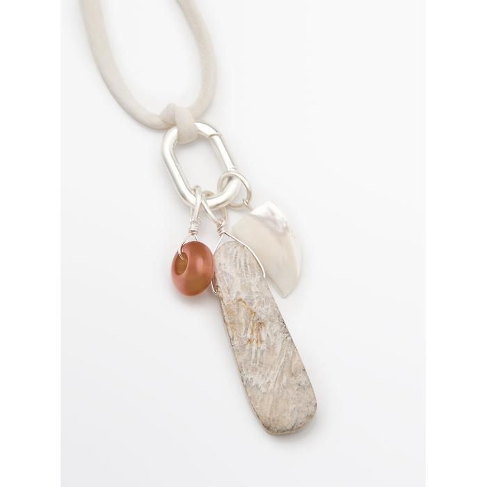 Charm necklace with stones цвет: Жемчужно-серый