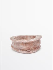 Marble-effect resin bracelet цвет: Шоколадный