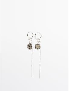 Hoop earrings with stone цвет: Жемчужно-серый