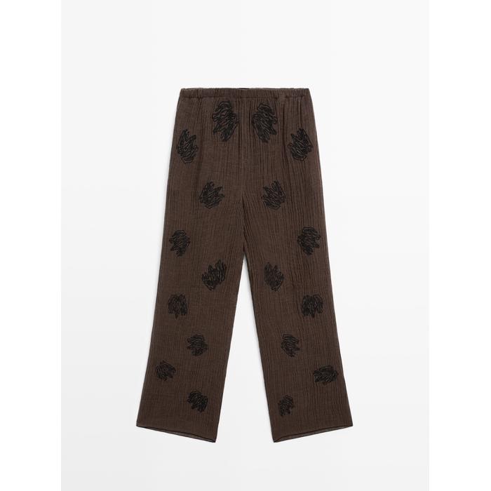 Fluid textured pants with embroidered detail цвет: Шоколадный