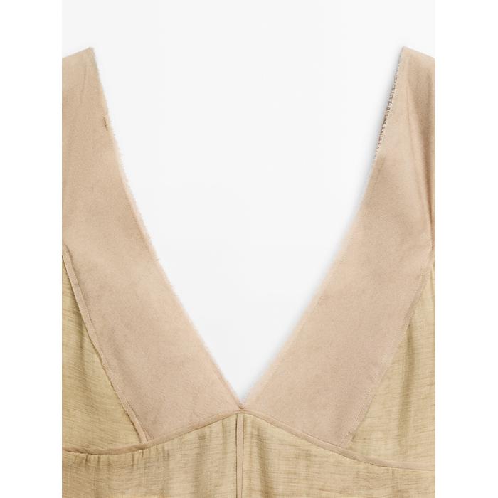 Long fluid dress with V-neckline цвет: Песочный