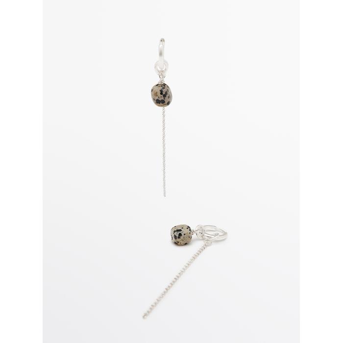 Hoop earrings with stone цвет: Жемчужно-серый