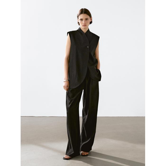 Waistcoat with linen turtleneck цвет: Черный