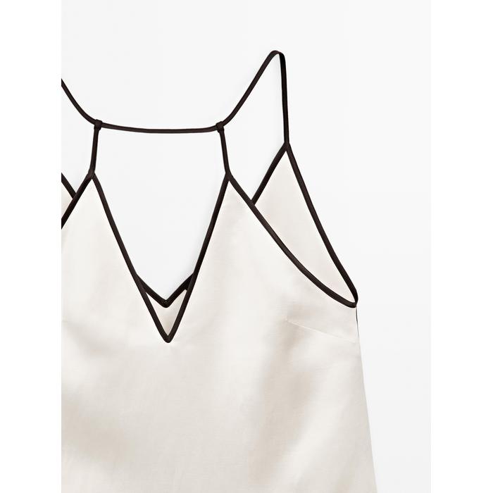 Satin halter top with vivid detail цвет: Натуральный, кремовый