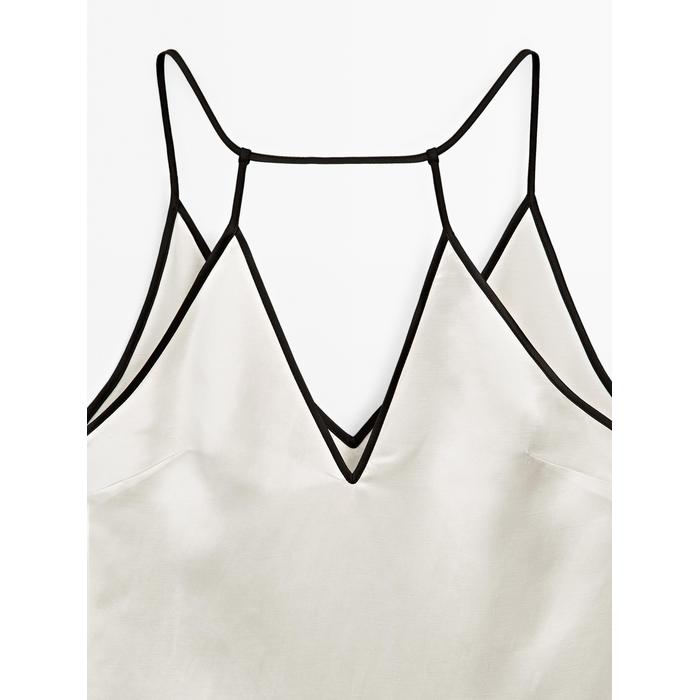 Satin halter top with vivid detail цвет: Натуральный, кремовый