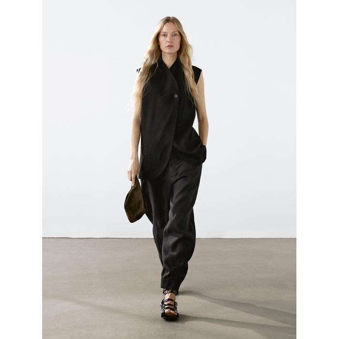 Waistcoat with linen turtleneck цвет: Черный