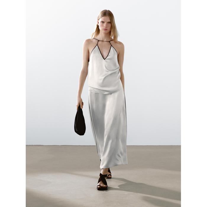 Satin halter top with vivid detail цвет: Натуральный, кремовый