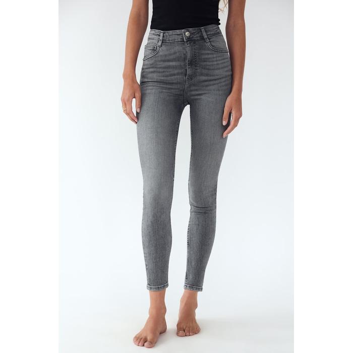 Zara super high rise sculpt jeans on sale