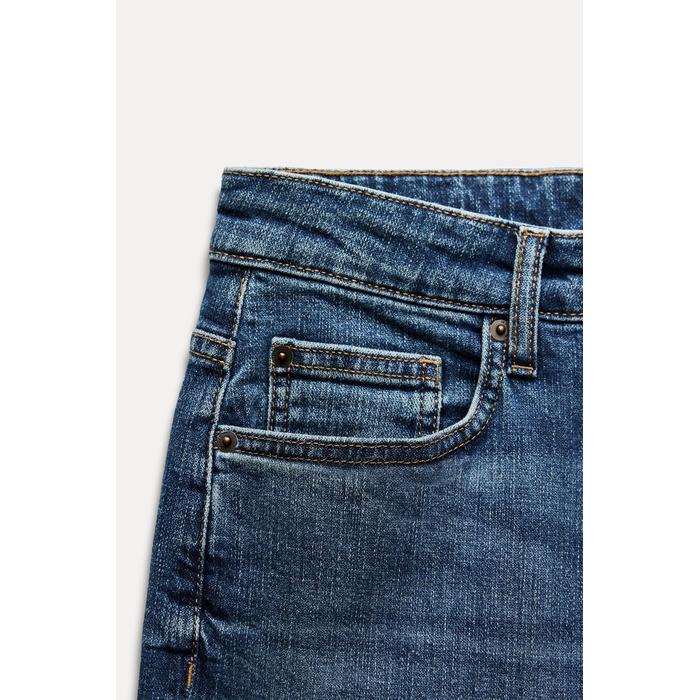RELAXED ДЖИНСЫ СРЕДНЕЙ ПОСАДКИ ЗАУЖЕННОГО КРОЯ ИЗ КОЛЛЕКЦИИ ZW COLLECTION