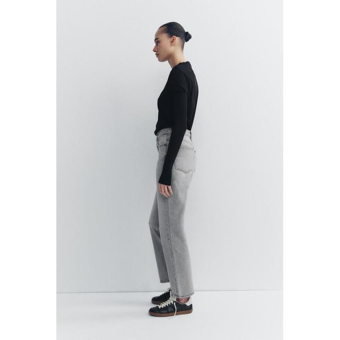ДЖИНСЫ TRF С MOM FIT ВЫСОКОЙ ТАЛИЕЙ