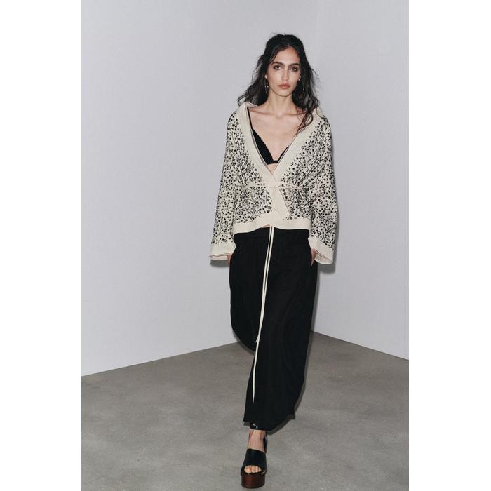 ВЫШИТОЕ КИМОНО ИЗ ЛЬНА КОЛЛЕКЦИИ ZW COLLECTION