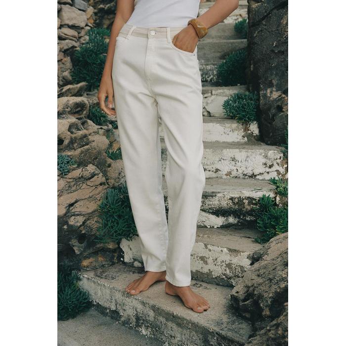 ДЖИНСЫ Z1975 С ЗАВЫШЕННОЙ ТАЛИЕЙ MOM FIT И КОНТРАСТНЫМ ПОЯСОМ