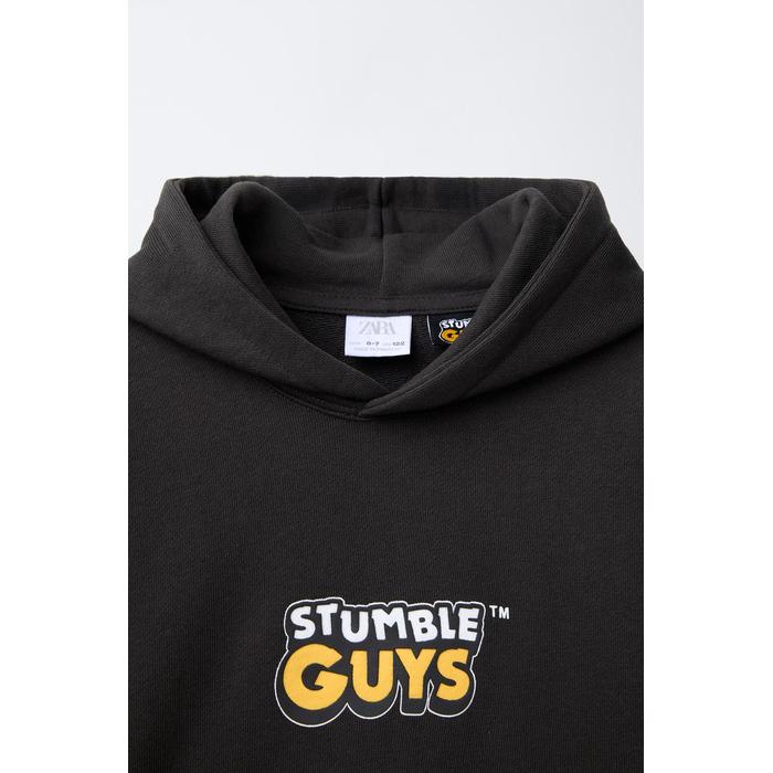 ТОЛСТОВКА С КАПЮШОНОМ STUMBLE GUYS ™ © С ОБЪЕМНЫМ ТИСНЕНИЕМ