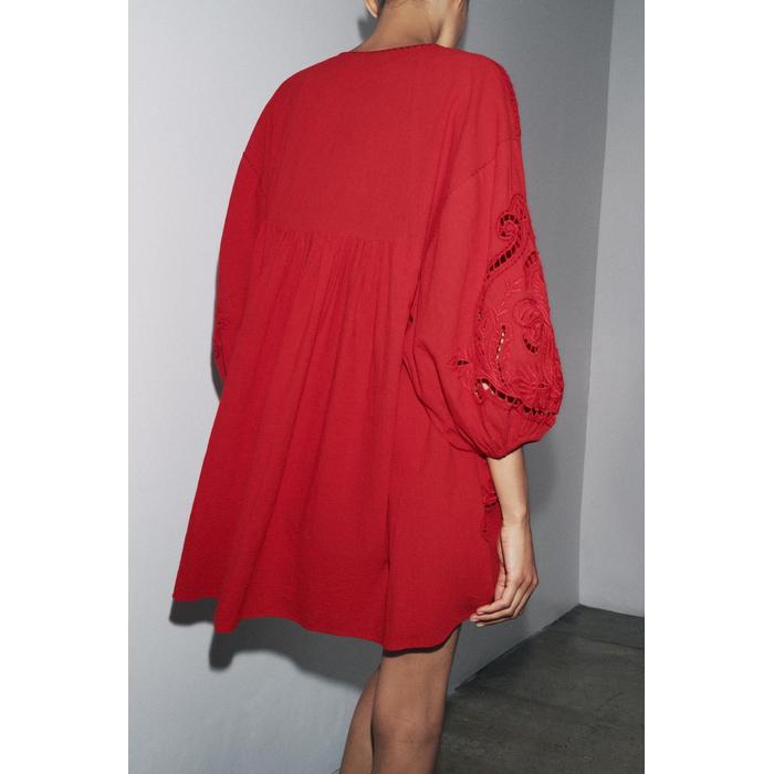 КОРОТКОЕ ПЛАТЬЕ С ВЫШИВКОЙ ИЗ КОЛЛЕКЦИИ ZW COLLECTION