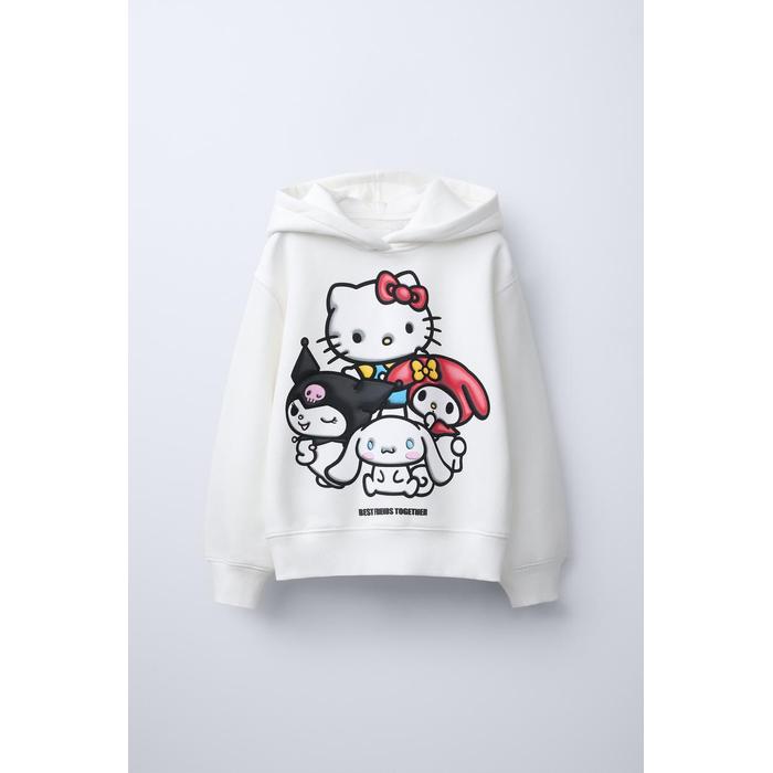 ТОЛСТОВКА С КАПЮШОНОМ HELLO KITTY И ДРУЗЬЯМИ © SANRIO