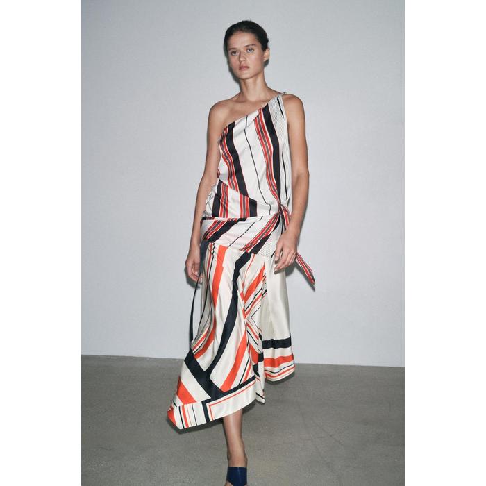 АСИММЕТРИЧНЫЙ ТОП В ПОЛОСКУ ИЗ КОЛЛЕКЦИИ ZW COLLECTION