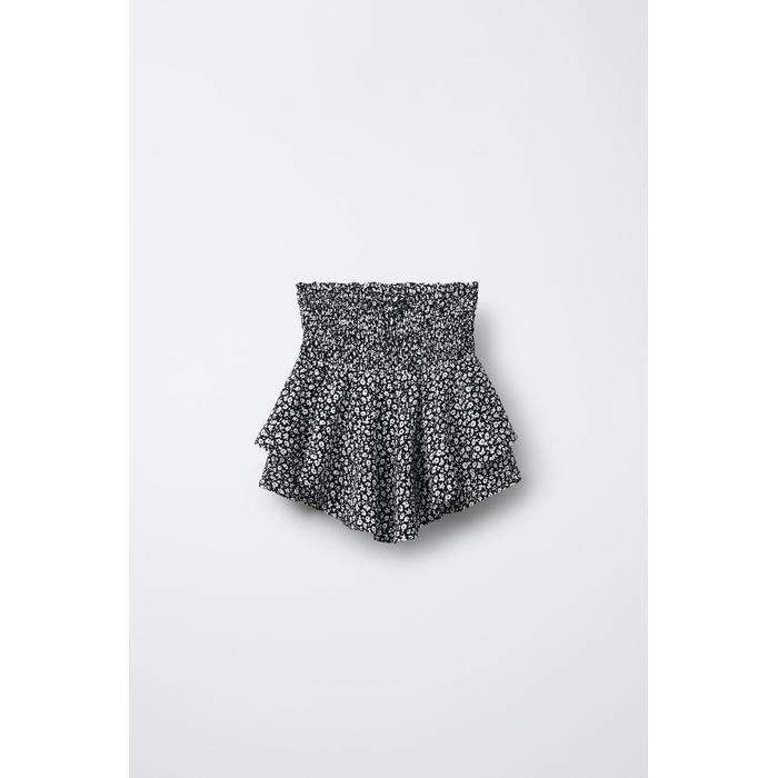МНОГОСЛОЙНЫЕ БЕРМУДЫ SKORT С ЦВЕТОЧНЫМ РИСУНКОМ