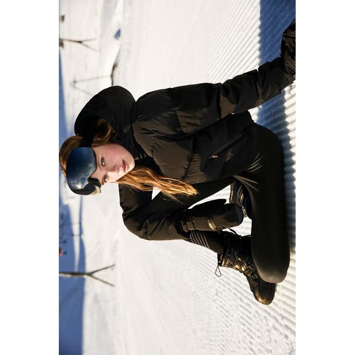 ПУХОВИК ИЗ КОЛЛЕКЦИИ SKI COLLECTION С ТЕХНОЛОГИЕЙ RECCO® ДЛЯ ЗАЩИТЫ ОТ ВОДЫ И ВЕТРА