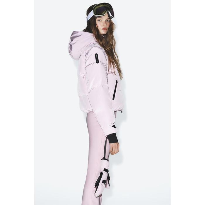 ПУХОВИК ИЗ КОЛЛЕКЦИИ SKI COLLECTION С ТЕХНОЛОГИЕЙ RECCO® ДЛЯ ЗАЩИТЫ ОТ ВОДЫ И ВЕТРА
