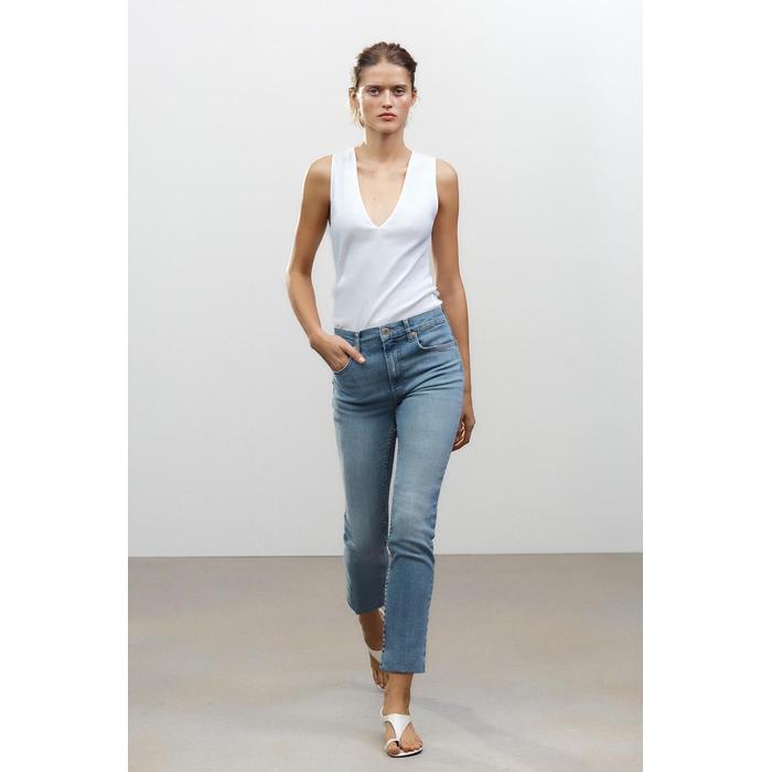 УКОРОЧЕННЫЕ ДЖИНСЫ С ВЫСОКОЙ ТАЛИЕЙ ИЗ КОЛЛЕКЦИИ ZW BOOTCUT