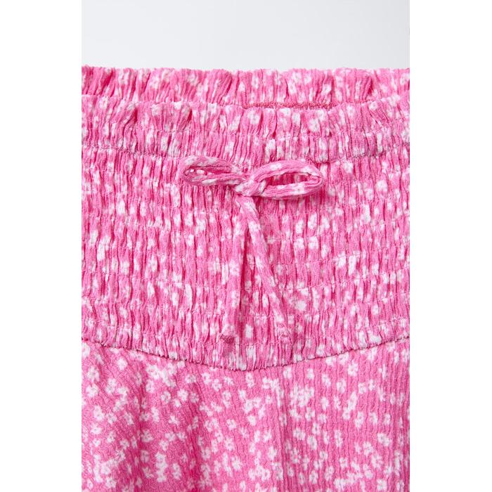 МНОГОСЛОЙНЫЕ БЕРМУДЫ SKORT С ЦВЕТОЧНЫМ РИСУНКОМ