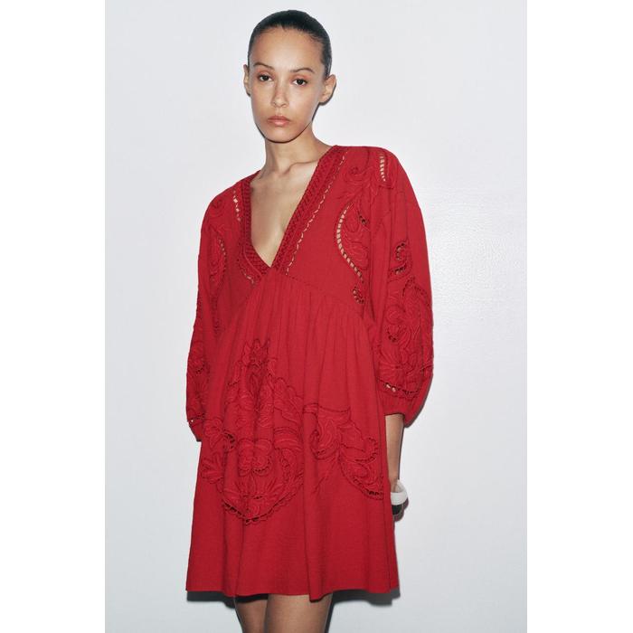КОРОТКОЕ ПЛАТЬЕ С ВЫШИВКОЙ ИЗ КОЛЛЕКЦИИ ZW COLLECTION