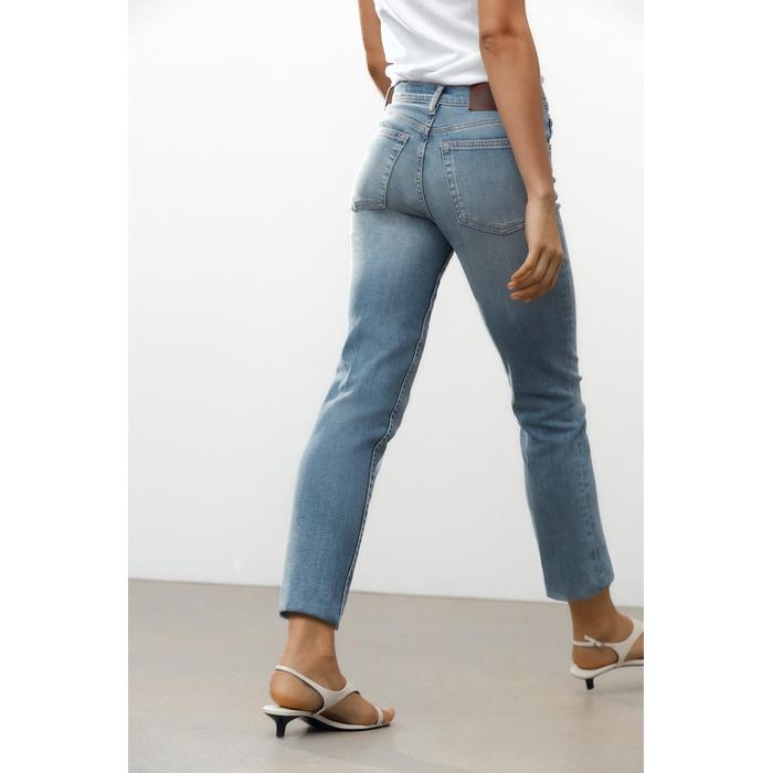 УКОРОЧЕННЫЕ ДЖИНСЫ С ВЫСОКОЙ ТАЛИЕЙ ИЗ КОЛЛЕКЦИИ ZW BOOTCUT