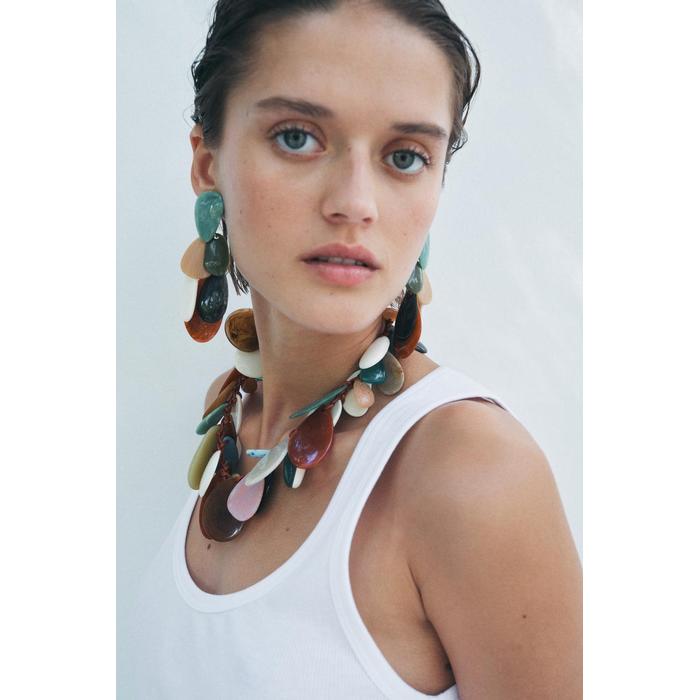 СЕРЬГИ ИЗ НЕСКОЛЬКИХ ЧАСТЕЙ СМОЛЫ