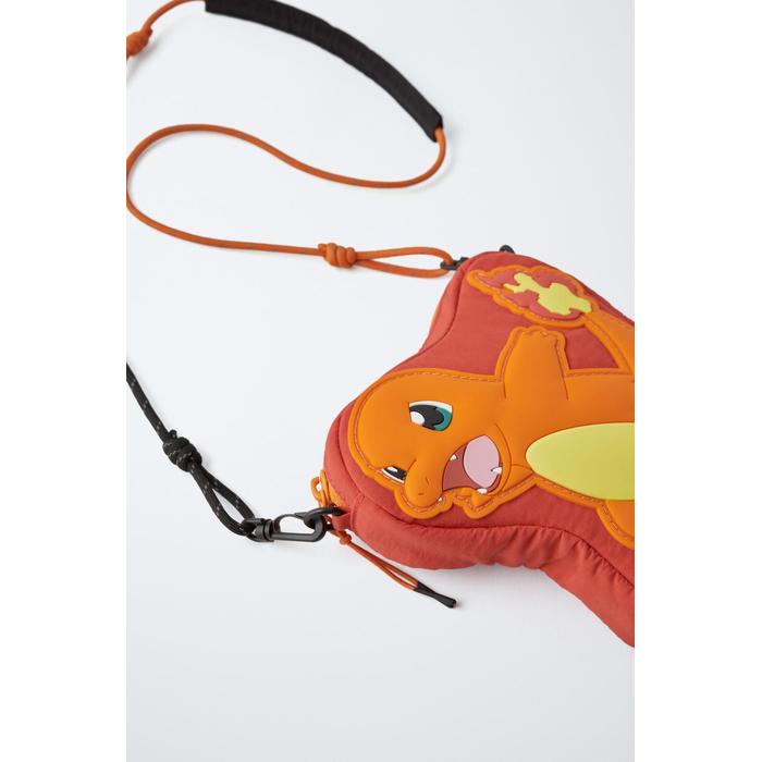 СУМКА CHARMANDER POKÉMON™ ЧЕРЕЗ ПЛЕЧО