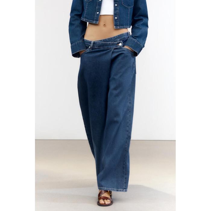 ДЖИНСЫ-КРОССОВЕРКИ OVERSIZE С ЗАВЫШЕННОЙ ТАЛИЕЙ