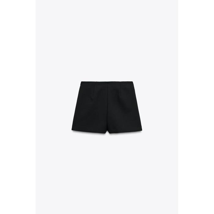 ПРИПОДНЯТАЯ ПУГОВИЦА SKORT