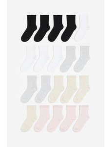 20 упаковок носков