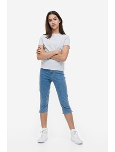 2 комплекта узких джинсов-капри с высокой посадкой