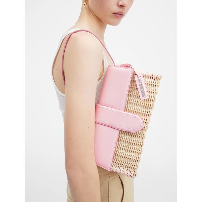 Wicker flap bag цвет: Pale pink