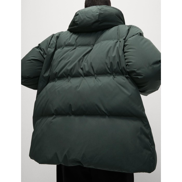 надувные пуховики stormwear™ из перьев и пуха