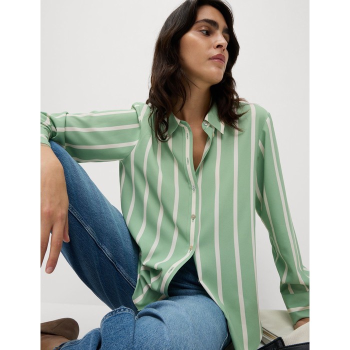 patterned shirt