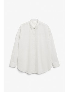 белая хлопчатобумажная рубашка большого размера в тонкую полоску