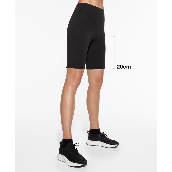 Biker shorts oysho hotsell