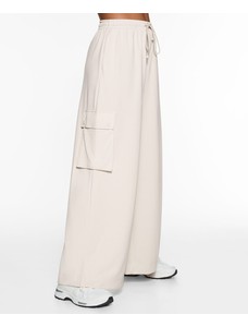 Широкие брюки прямого кроя из модала с карманами