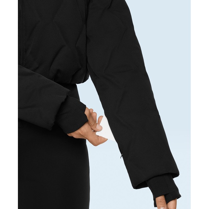 Лыжный водостойкий комбинезон PrimaLoft® с подкладкой и прямыми штанинами.