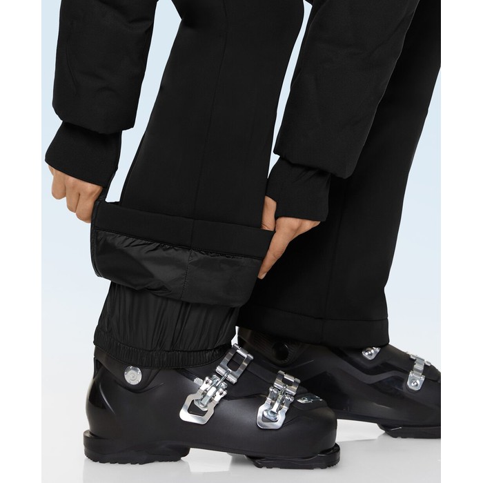 Лыжный водостойкий комбинезон PrimaLoft® с подкладкой и прямыми штанинами.