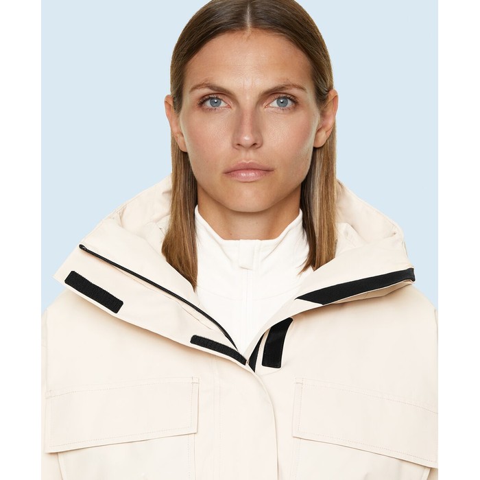 Лыжная водонепроницаемая куртка PrimaLoft® Feel the Performance TM