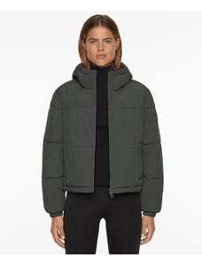 короткая водоотталкивающая утепленная куртка primaloft®